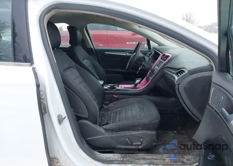 2016 Ford Fusion Se z USA, uszkodzony, nr VIN 1FA6P0H73G5112799